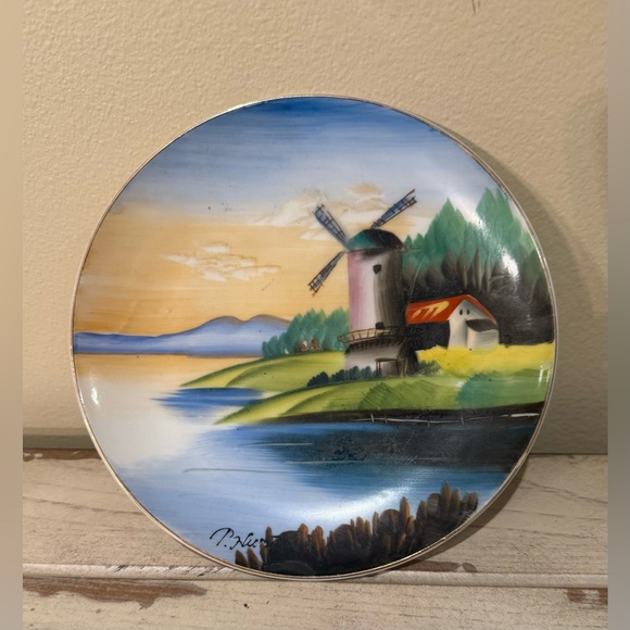 Two Japan Hand Painted Plates Mid Century - Picture 3 of 6